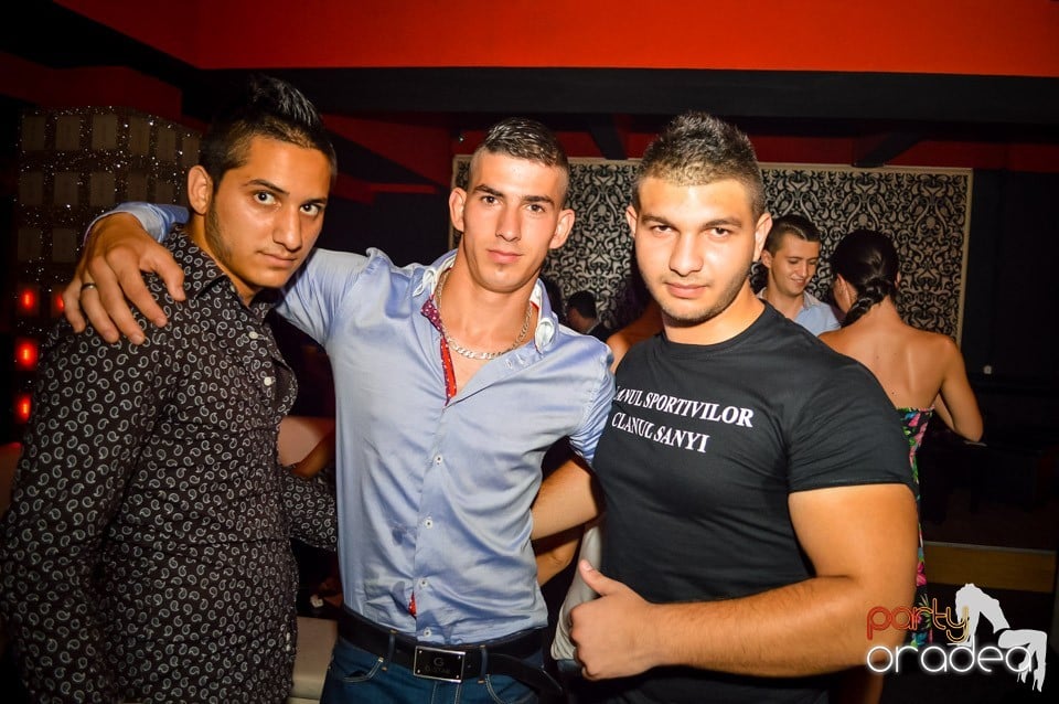 Muzica live Alex de la Oradea, 