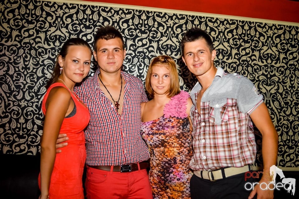 Muzica live Alex de la Oradea, 