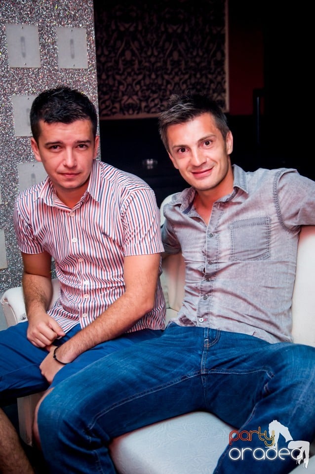 Muzica live Alex de la Oradea, 