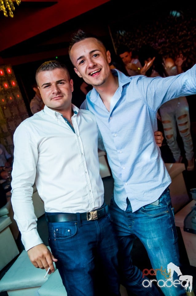 Muzica live Alex de la Oradea, 