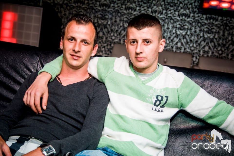 Muzica live Alex de la Oradea, 