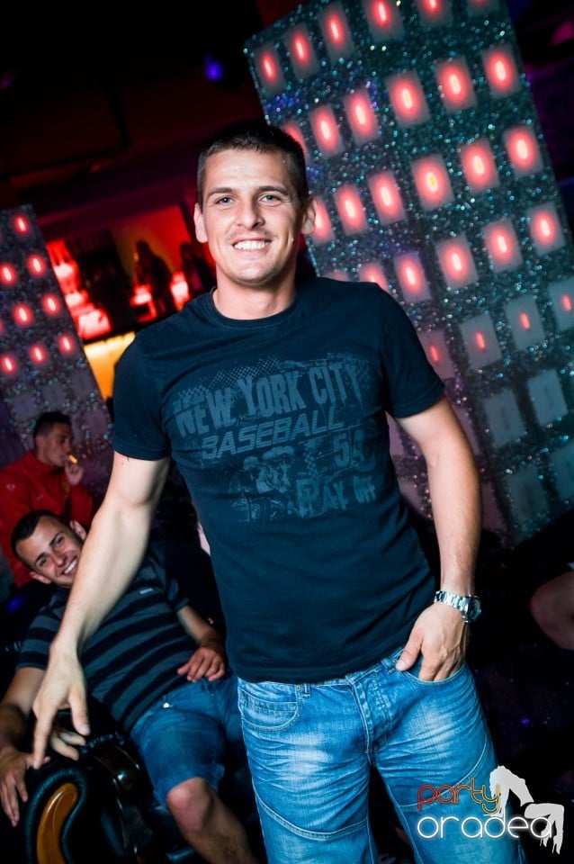 Muzica live Alex de la Oradea, 