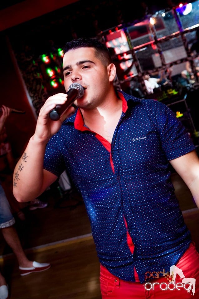 Muzica live Alex de la Oradea, 