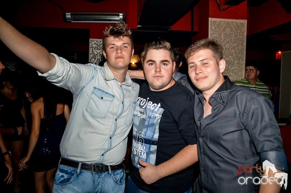 Muzica live Blaga de la Oradea, 