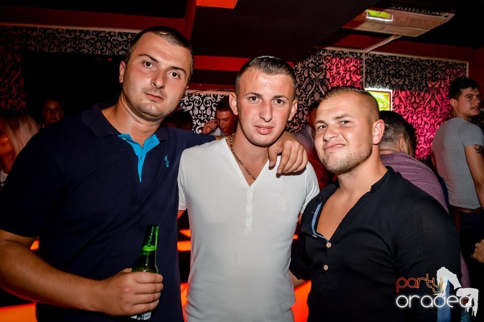 Muzica live Blaga de la Oradea, 