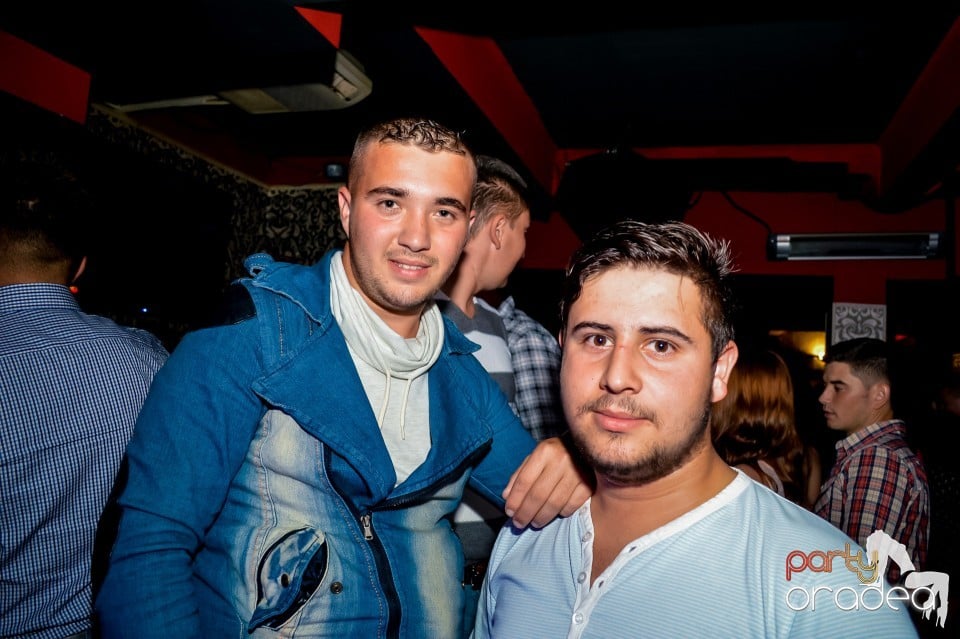 Muzica live Blaga de la Oradea, 