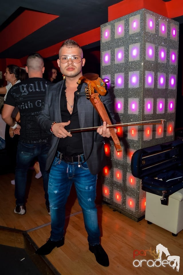 Muzica live Blaga de la Oradea, 