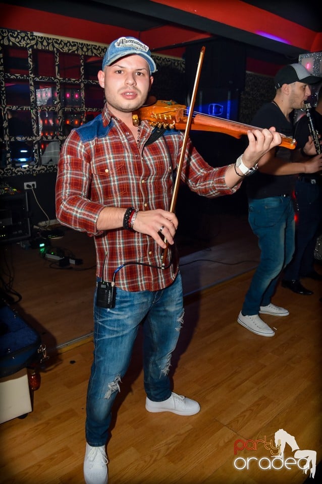 Muzica live Blaga de la Oradea, 