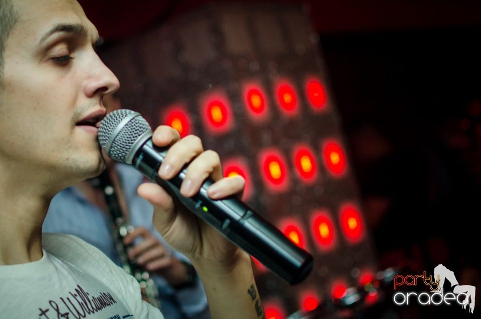 Muzica live Blaga de la Oradea, 