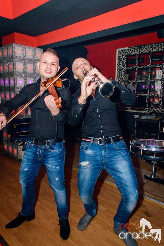 Muzica live Blaga de la Oradea,