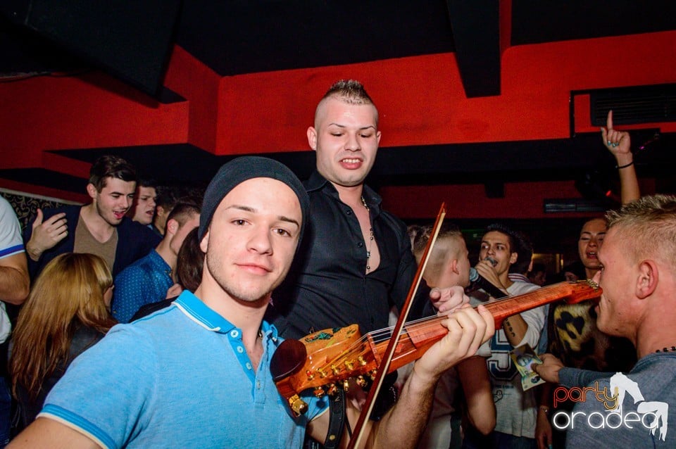 Muzica live Blaga de la Oradea,