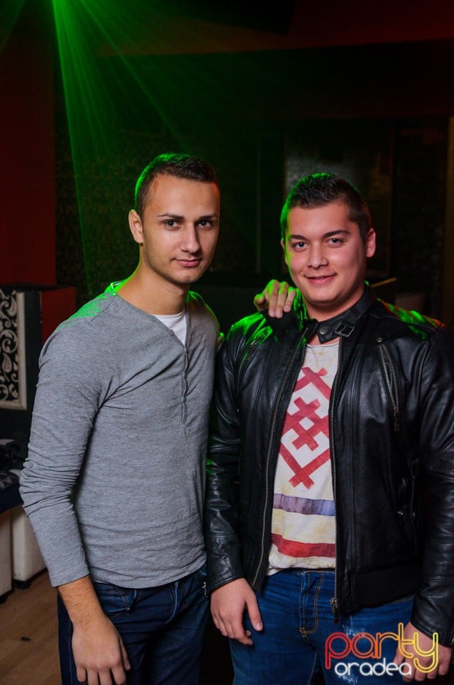 Muzica live Blaga de la Oradea, 