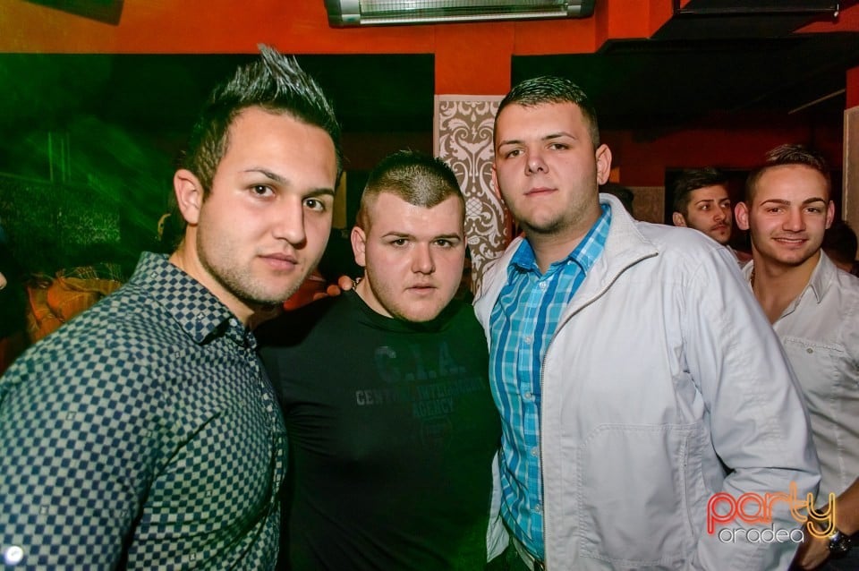 Muzica live Blaga de la Oradea,