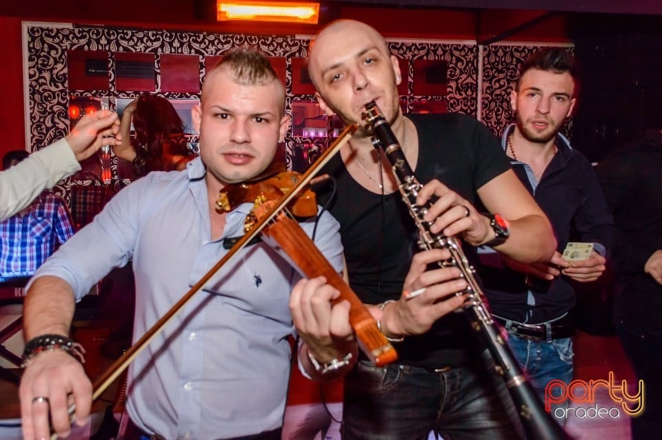 Muzica live Blaga de la Oradea,