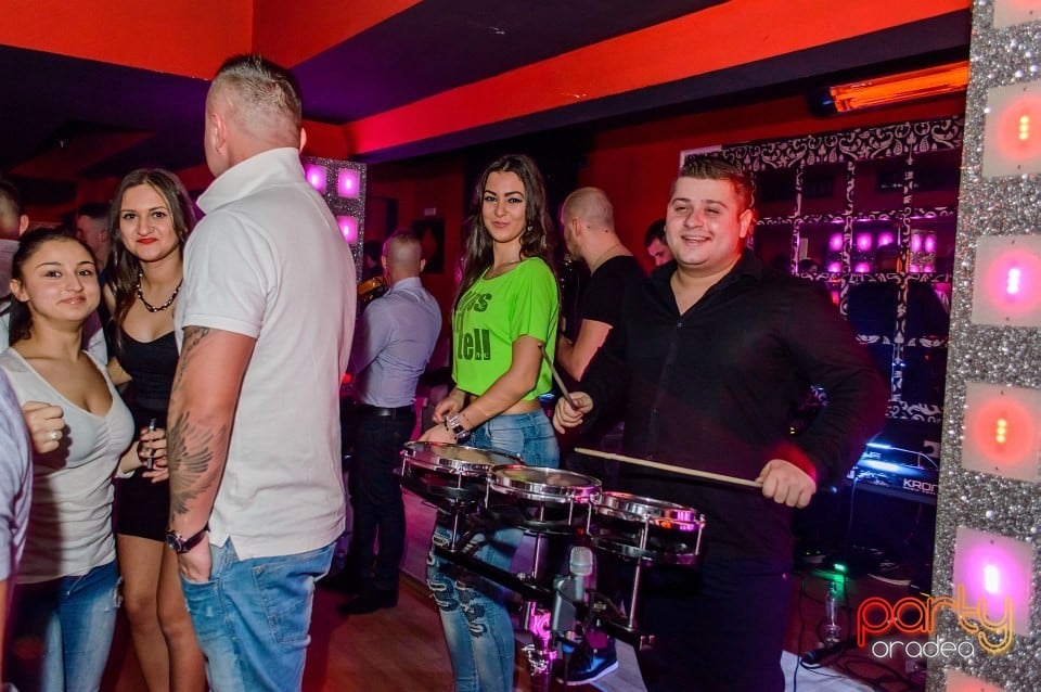 Muzica live Blaga de la Oradea,
