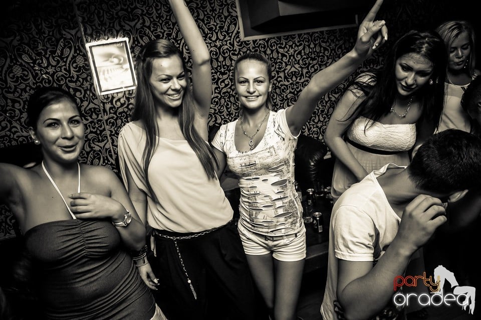 Muzica live Blaga de la Oradea, 