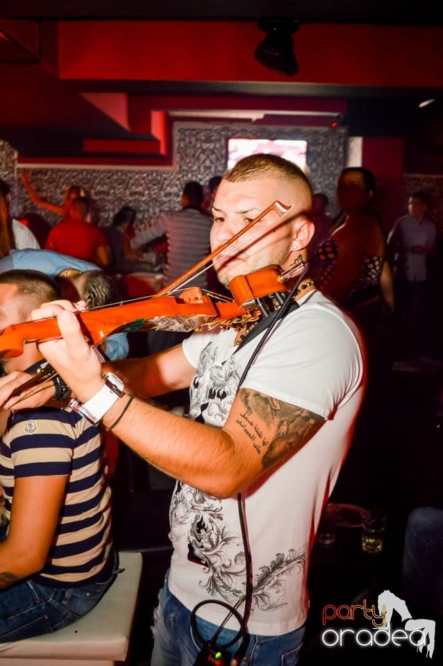 Muzica live Blaga de la Oradea, 