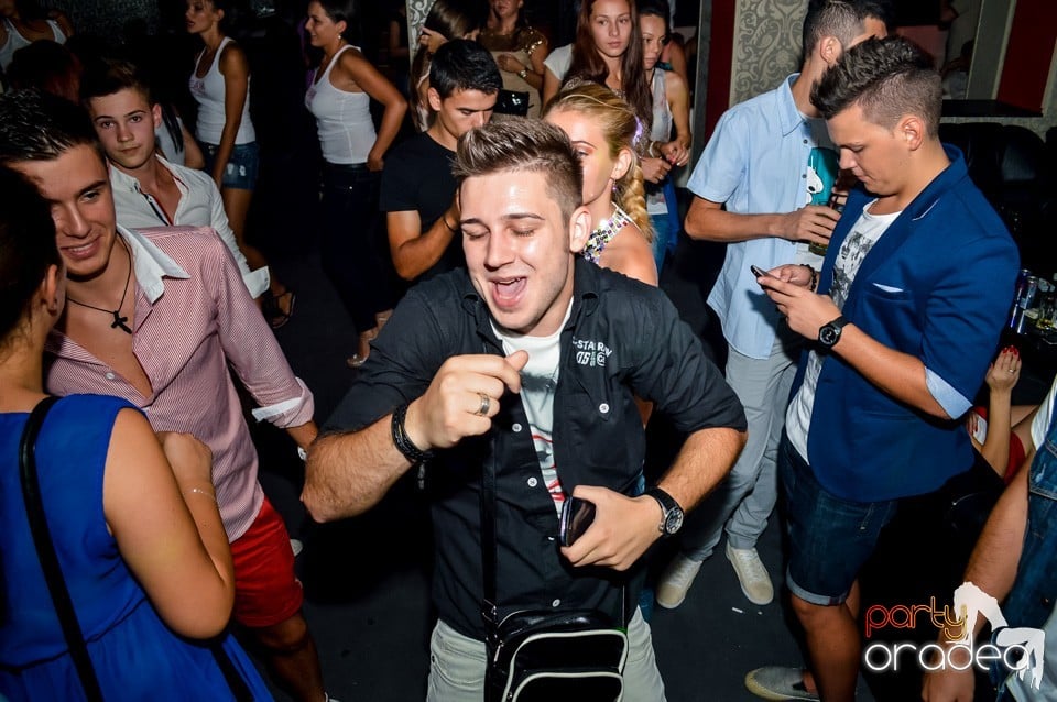 Muzica live Blaga de la Oradea, 