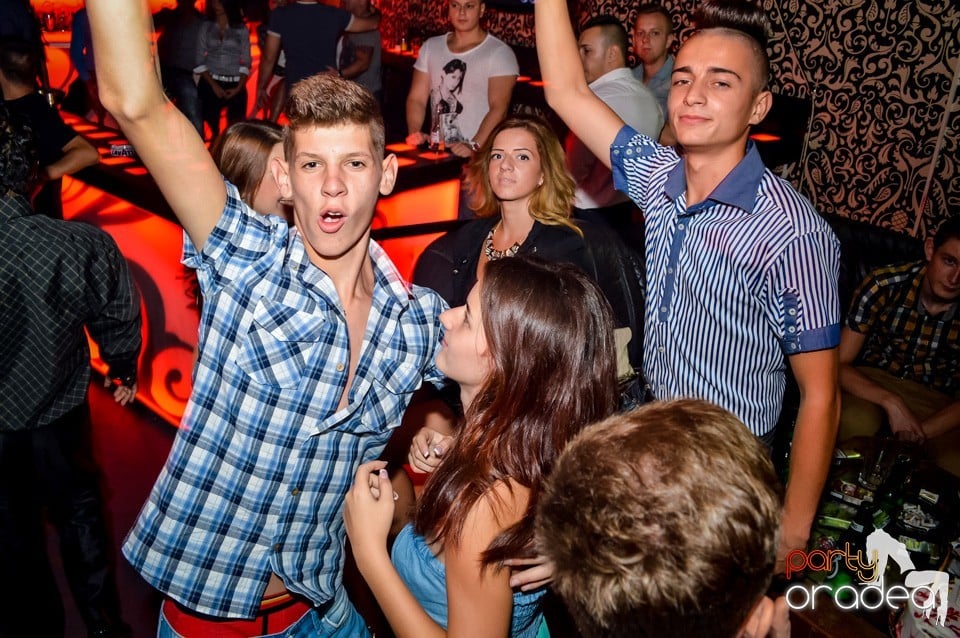 Muzica live Blaga de la Oradea, 