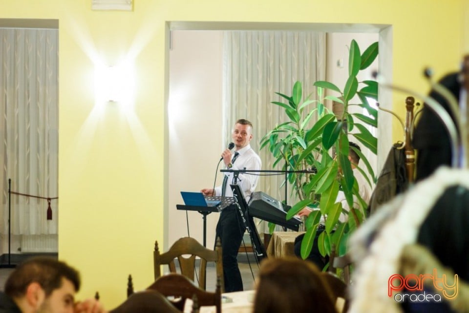 Muzică live în Restaurant Emporium, Restaurant Emporium