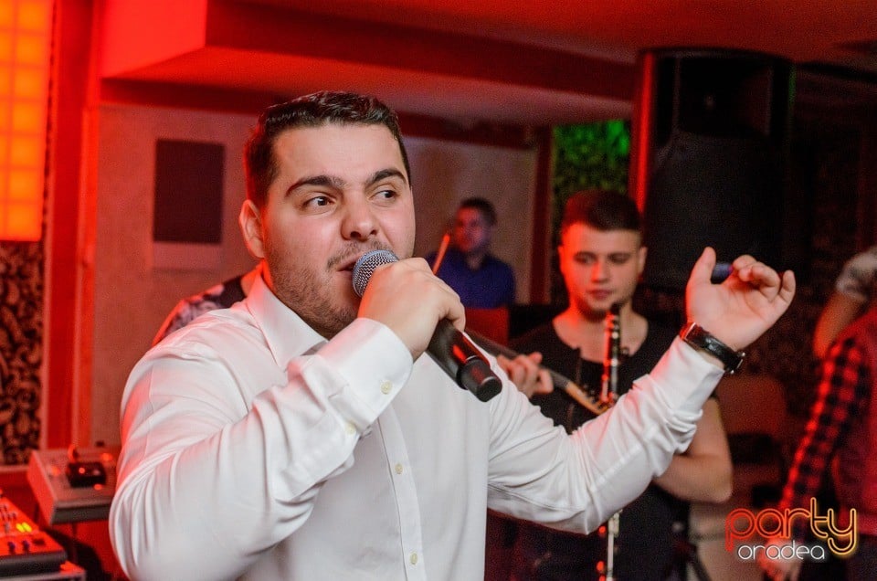 Muzică live la Club Life, 