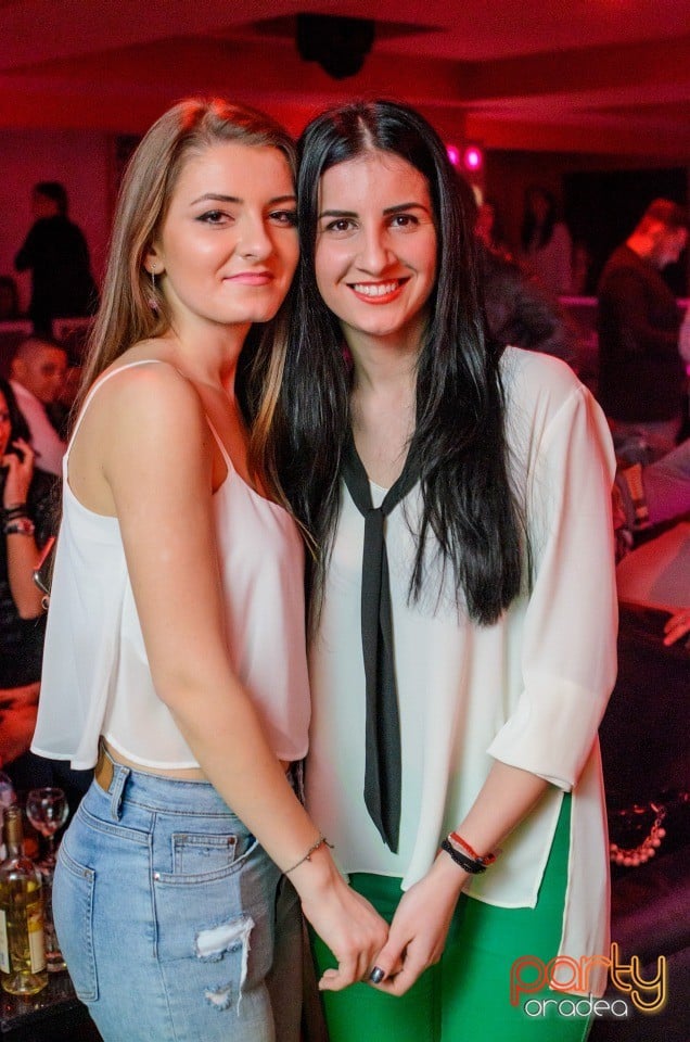 Muzică live la Club Life, 