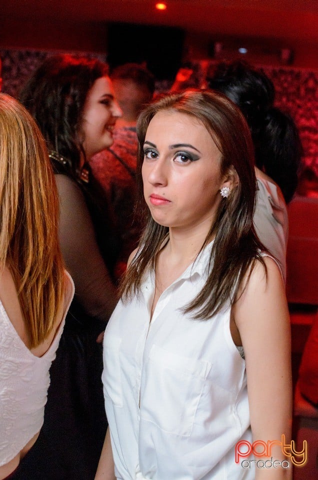 Muzică live la Club Life,