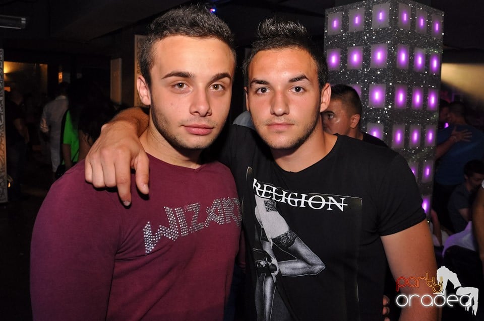 Muzică şi voie bună în Life Club,
