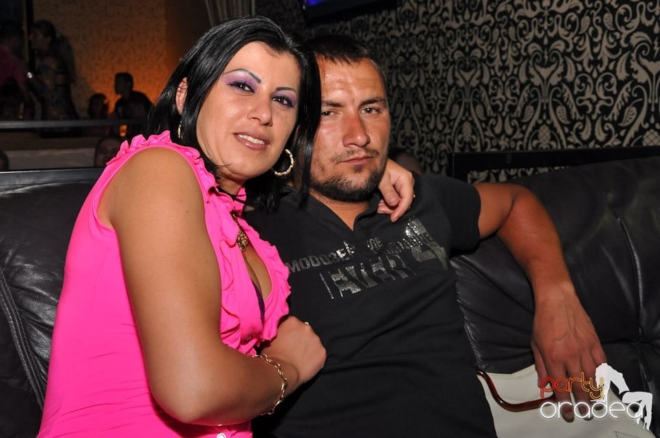Muzică şi voie bună în Life Club,