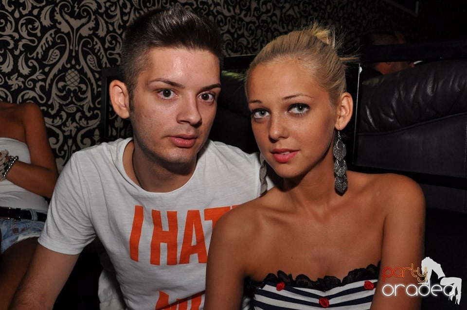 Muzică şi voie bună în Life Club,