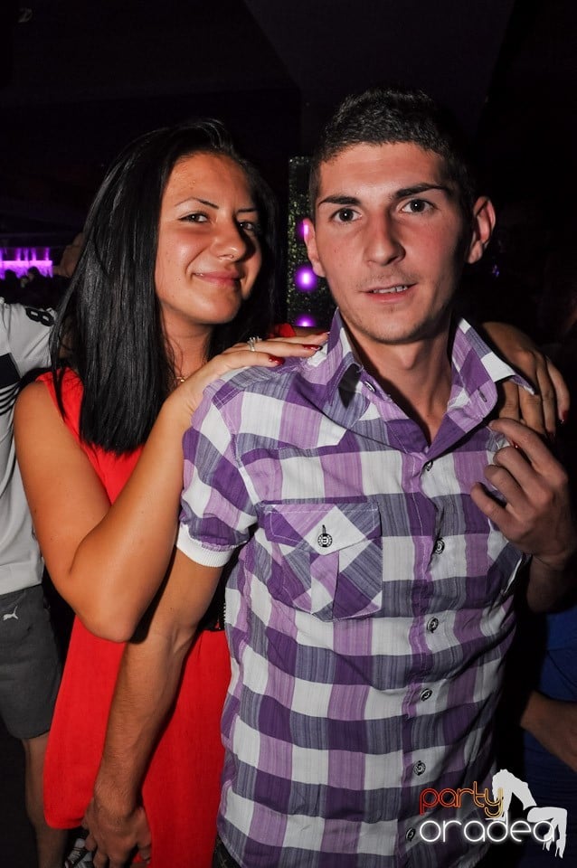 Muzică şi voie bună în Life Club,