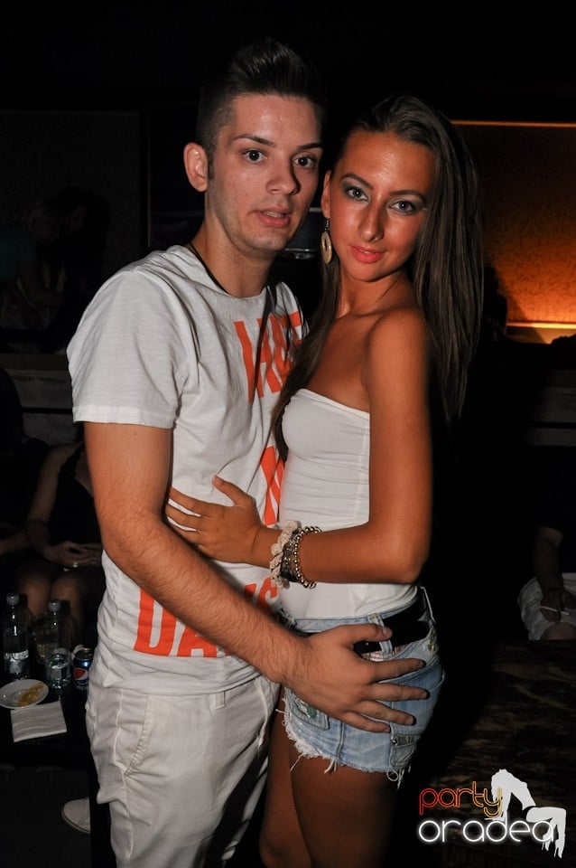 Muzică şi voie bună în Life Club,