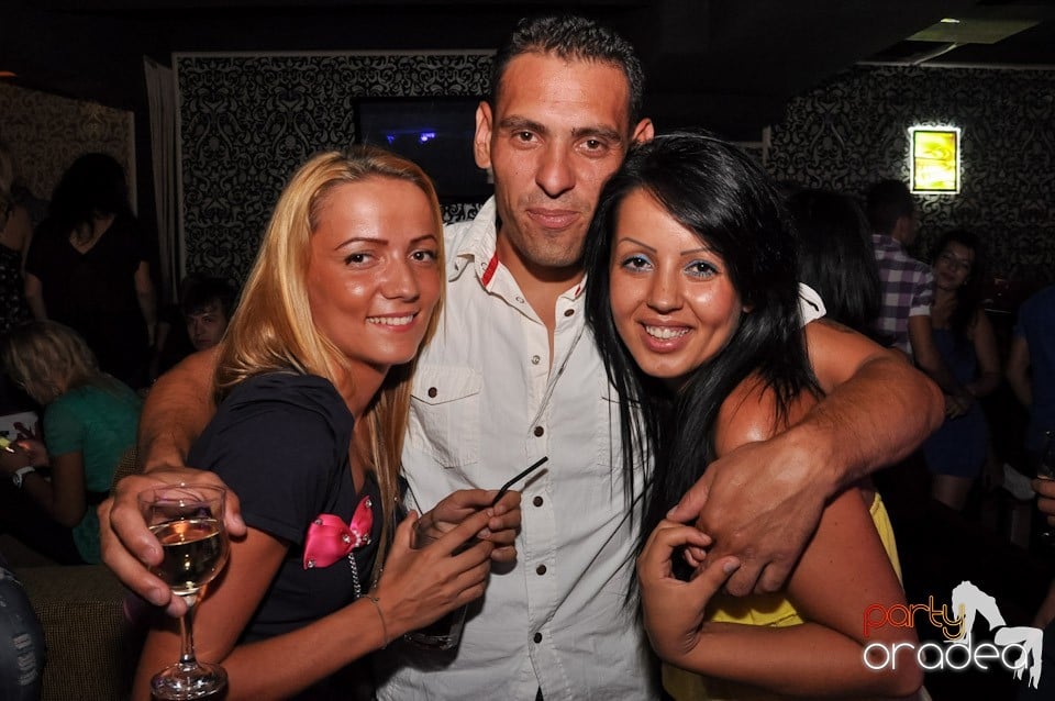 Muzică şi voie bună în Life Club,