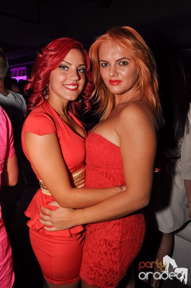 Muzică şi voie bună în Life Club,