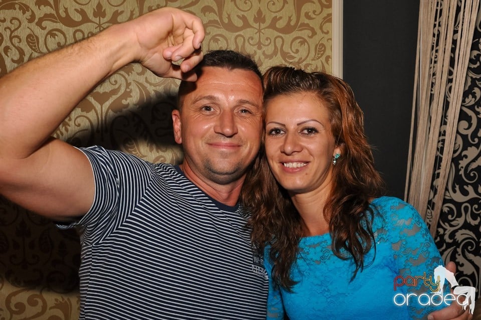 Muzică şi voie bună în Life Club,