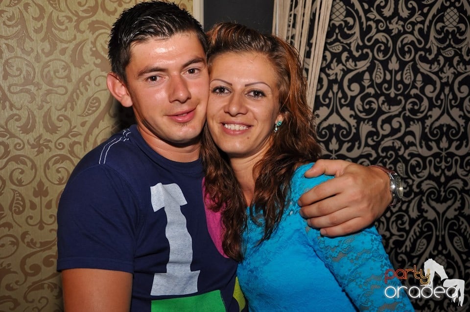 Muzică şi voie bună în Life Club,