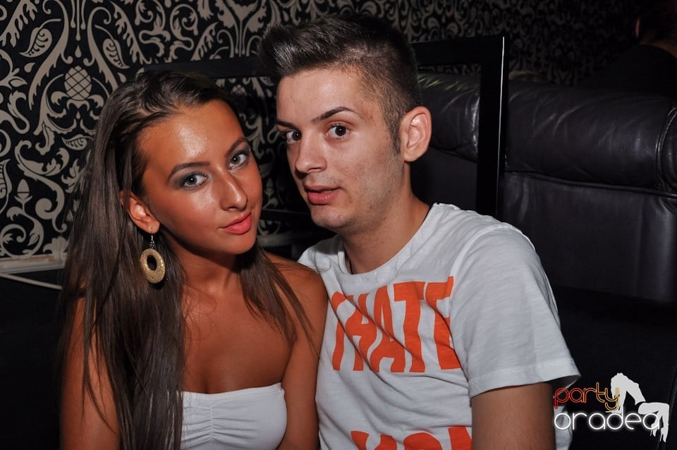 Muzică şi voie bună în Life Club,
