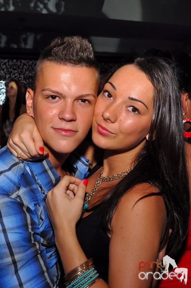 Muzică şi voie bună în Life Club,