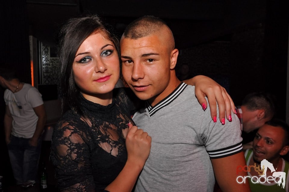 Muzică şi voie bună în Life Club,