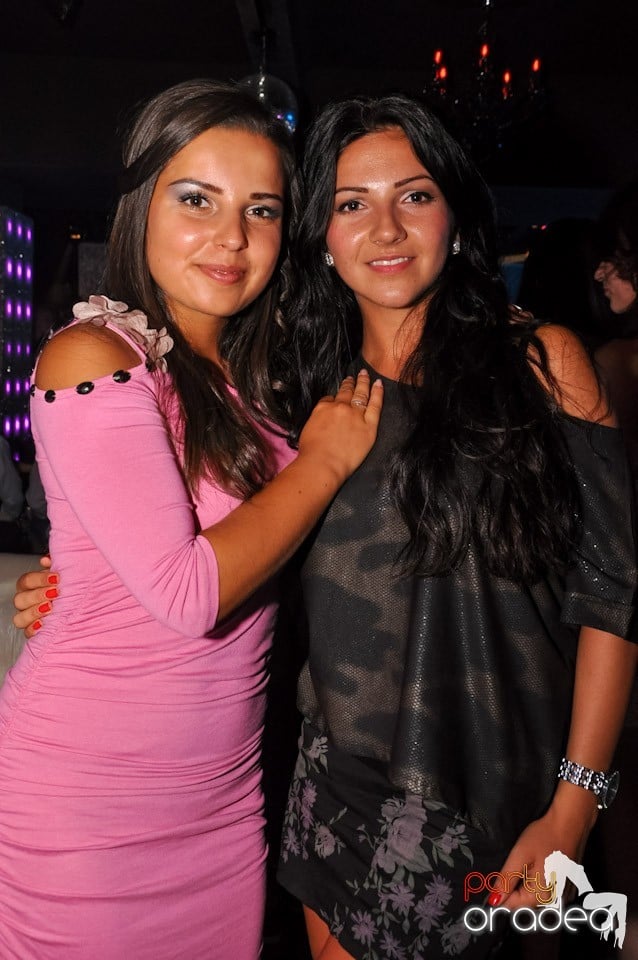 Muzică şi voie bună în Life Club,