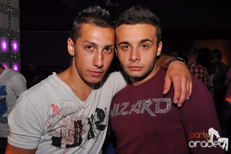 Muzică şi voie bună în Life Club,
