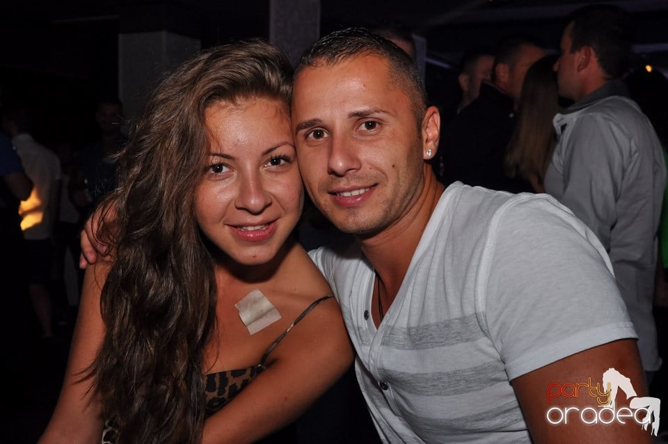 Muzică şi voie bună în Life Club,