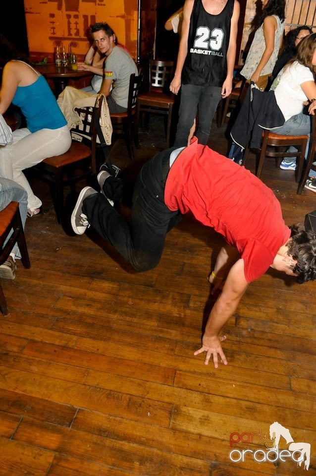 Muzică şi voie bună în Lord's, Lord's Pub