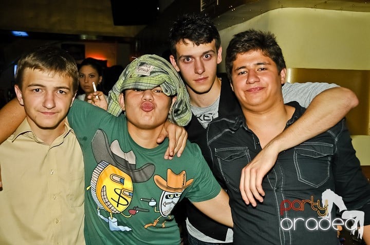 Muzică şi voie bună în Yellow Submarine, 