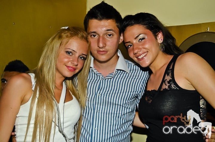 Muzică şi voie bună în Yellow Submarine, 