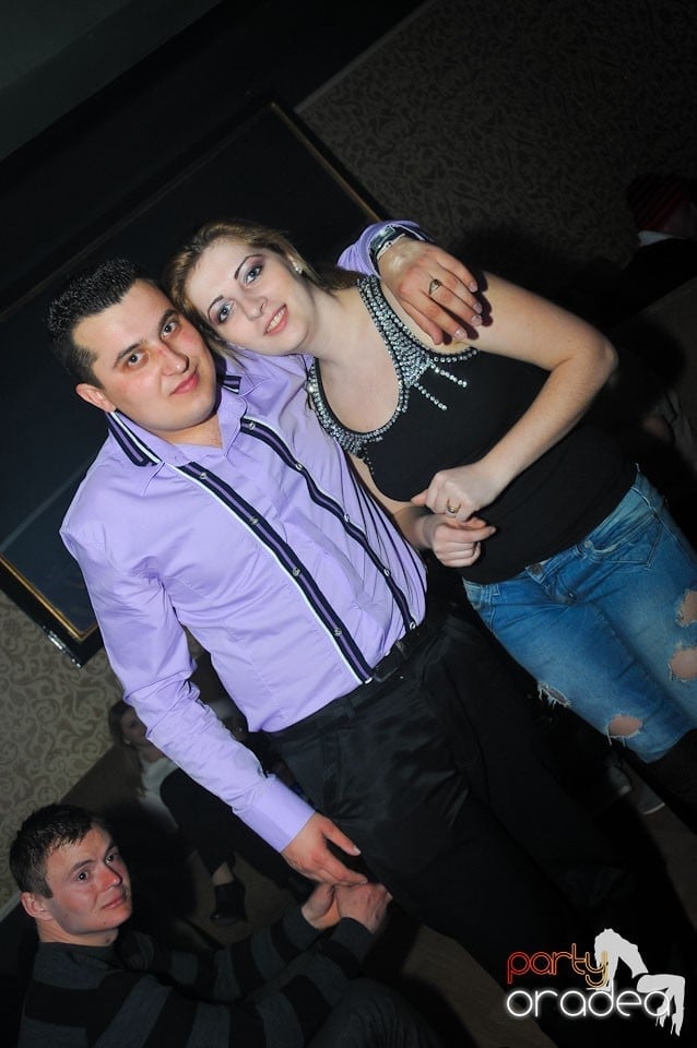 Nebunie în Club Life, 