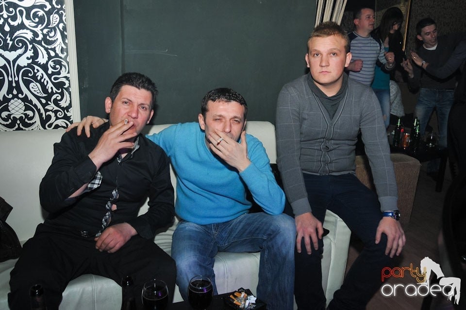 Nebunie în Club Life, 