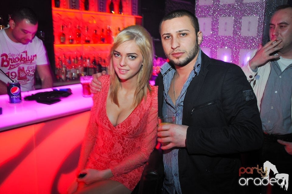 Nebunie în Club Life, 