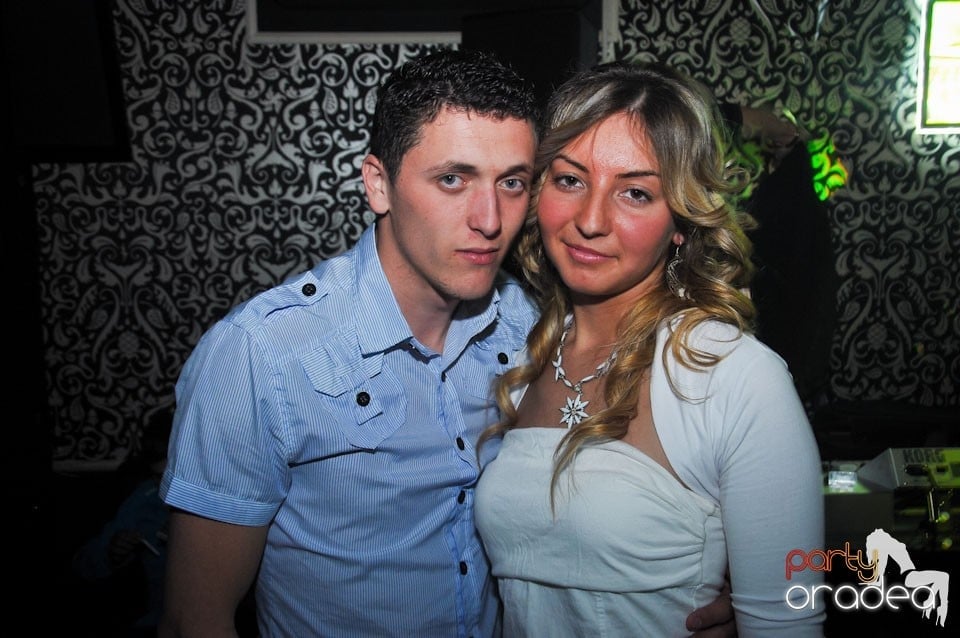 Nebunie în Club Life, 