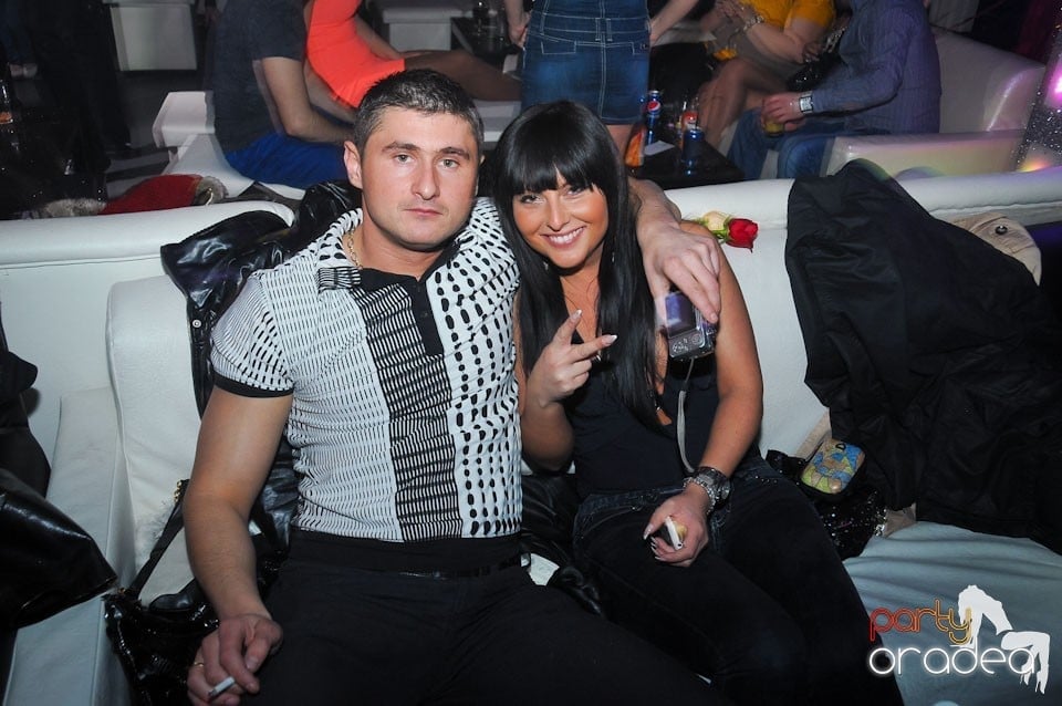 Nebunie în Club Life, 